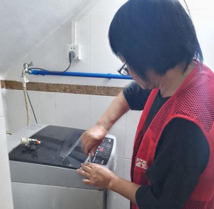 电磁炉显示乱码问题解决方法（解决电磁炉显示乱码的实用技巧与步骤）
