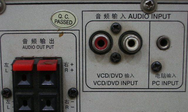 名牌进口轿车低音炮的性能如何？购买时需要注意什么？