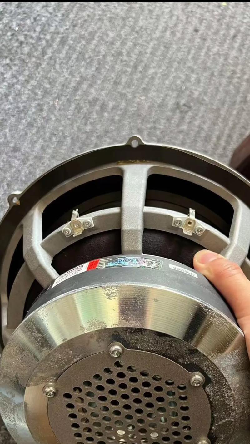 百元汽车低音炮音响的性能如何？