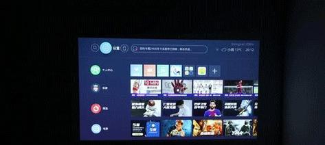 如何解决投影仪投影颠倒问题（投影仪投影颠倒的原因及解决方法）