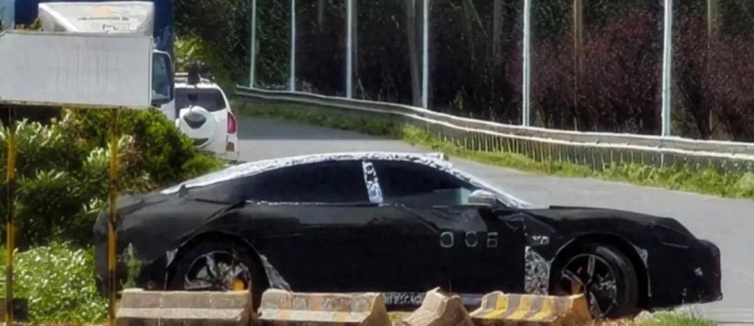 小米新款SU7L加长版新车曝光，但何时才有现车？
